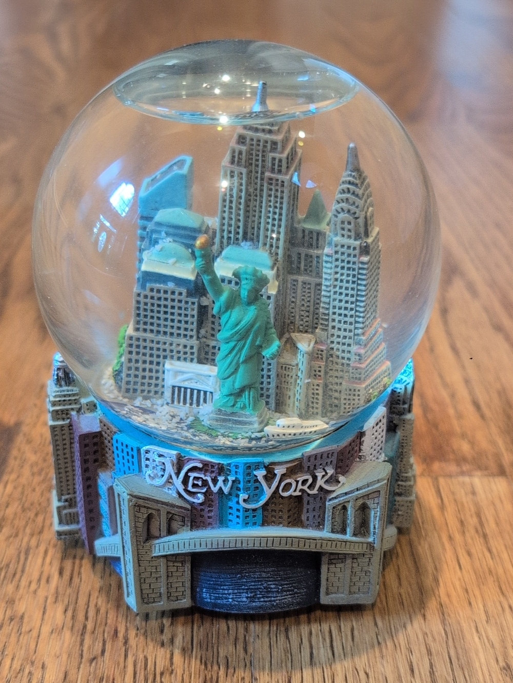 New York Cityscape Musical Snow Globe